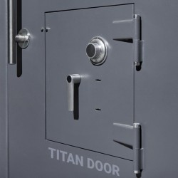 Drzwi skarbcowe HERKULES klasa II z drzwiami awaryjnymi i trzema zamkami